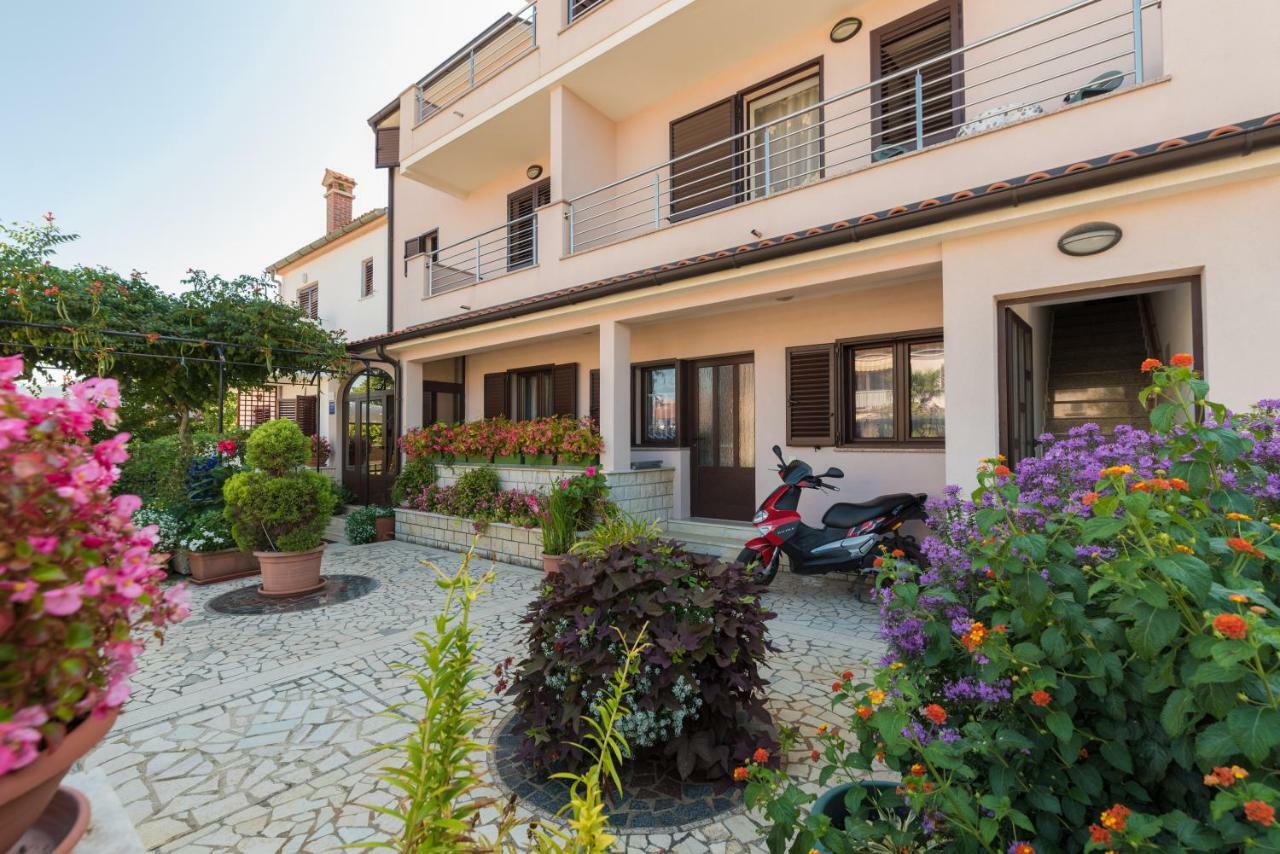 Apartmán Kamelija Rovinj Exteriér fotografie